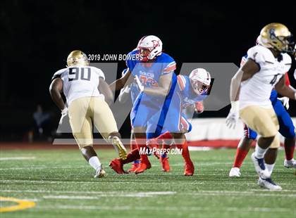 Thumbnail 2 in DeMatha vs. Our Lady of Good Counsel photogallery.