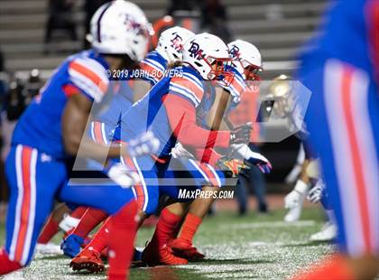 Thumbnail 2 in DeMatha vs. Our Lady of Good Counsel photogallery.