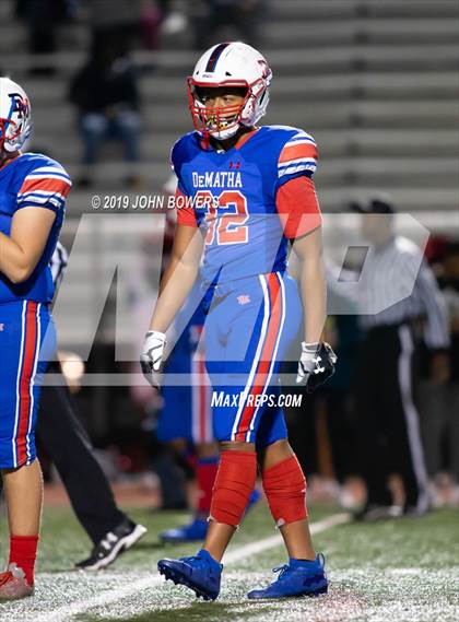 Thumbnail 2 in DeMatha vs. Our Lady of Good Counsel photogallery.