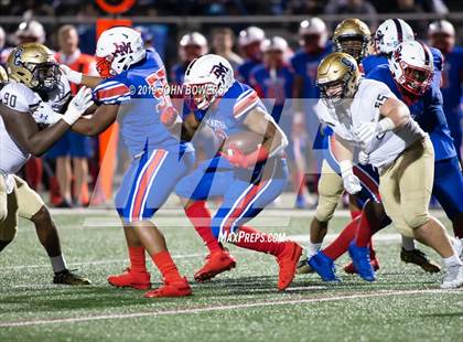 Thumbnail 2 in DeMatha vs. Our Lady of Good Counsel photogallery.