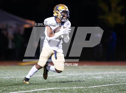 Thumbnail 2 in DeMatha vs. Our Lady of Good Counsel photogallery.