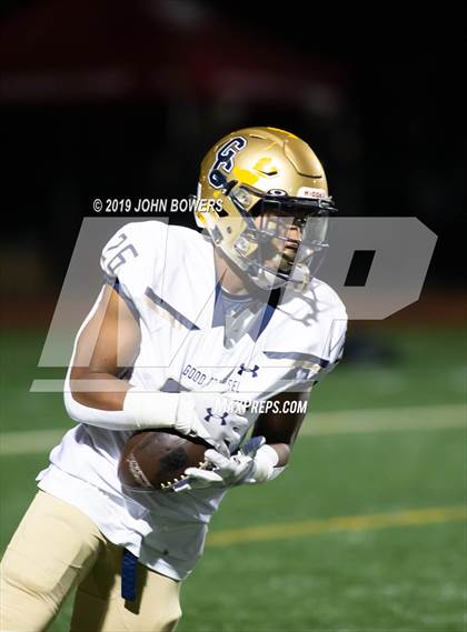 Thumbnail 2 in DeMatha vs. Our Lady of Good Counsel photogallery.