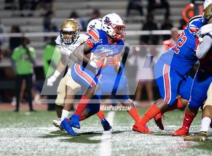 Thumbnail 3 in DeMatha vs. Our Lady of Good Counsel photogallery.