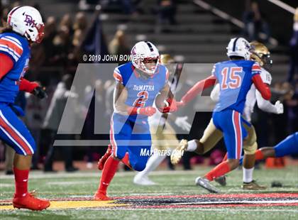 Thumbnail 1 in DeMatha vs. Our Lady of Good Counsel photogallery.