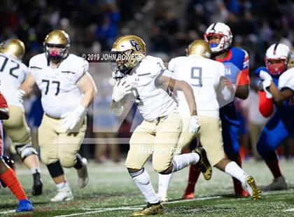 Thumbnail 2 in DeMatha vs. Our Lady of Good Counsel photogallery.