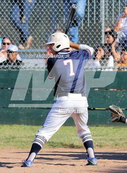 Thumbnail 2 in Freedom vs Deer Valley photogallery.