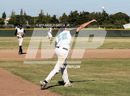 Thumbnail 3 in Freedom vs Deer Valley photogallery.