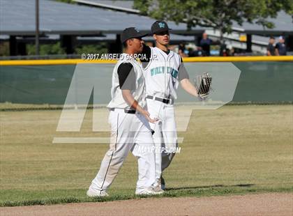 Thumbnail 2 in Freedom vs Deer Valley photogallery.