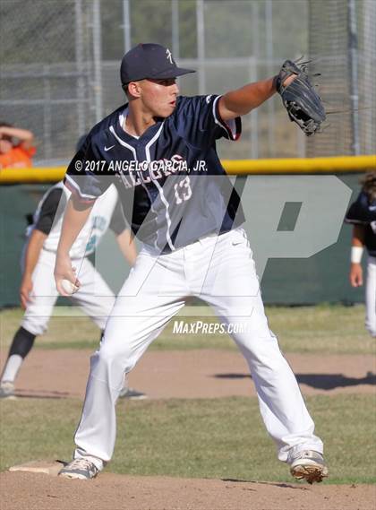 Thumbnail 2 in Freedom vs Deer Valley photogallery.