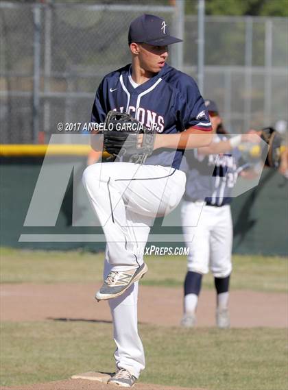 Thumbnail 2 in Freedom vs Deer Valley photogallery.