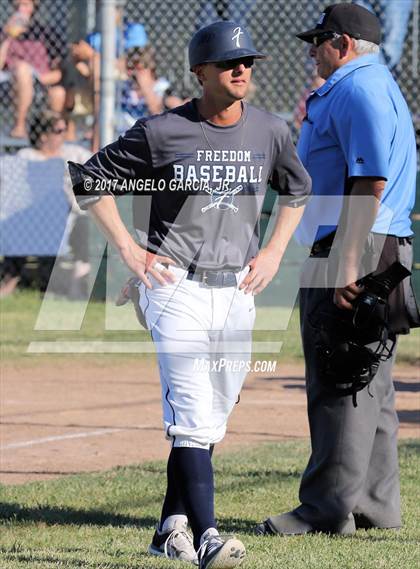 Thumbnail 3 in Freedom vs Deer Valley photogallery.