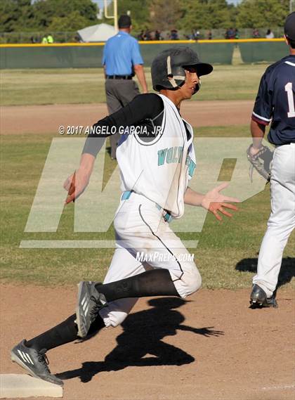 Thumbnail 1 in Freedom vs Deer Valley photogallery.