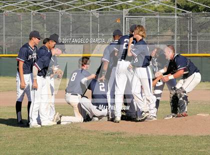Thumbnail 2 in Freedom vs Deer Valley photogallery.