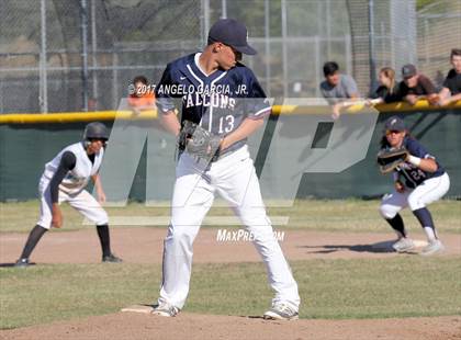 Thumbnail 2 in Freedom vs Deer Valley photogallery.