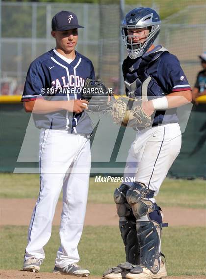 Thumbnail 2 in Freedom vs Deer Valley photogallery.