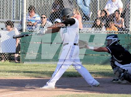 Thumbnail 2 in Freedom vs Deer Valley photogallery.
