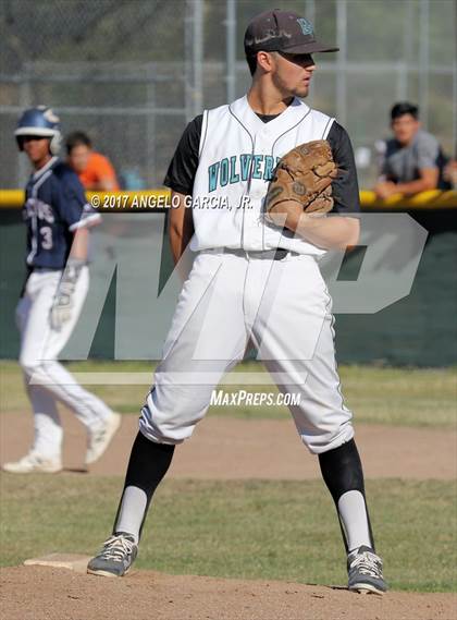 Thumbnail 3 in Freedom vs Deer Valley photogallery.