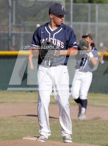 Thumbnail 1 in Freedom vs Deer Valley photogallery.