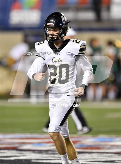 Thumbnail 3 in Leesville vs. Captain Shreve photogallery.