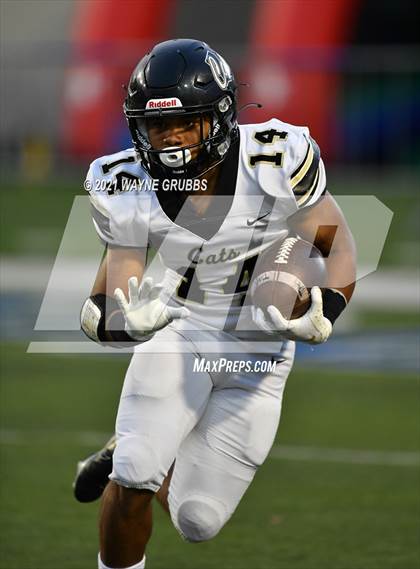 Thumbnail 1 in Leesville vs. Captain Shreve photogallery.