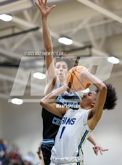 Thumbnail 3 in Cleveland vs. Panther Creek (NCHSAA 4A East Regional Final) photogallery.