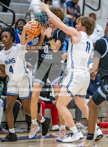 Thumbnail 2 in Cleveland vs. Panther Creek (NCHSAA 4A East Regional Final) photogallery.