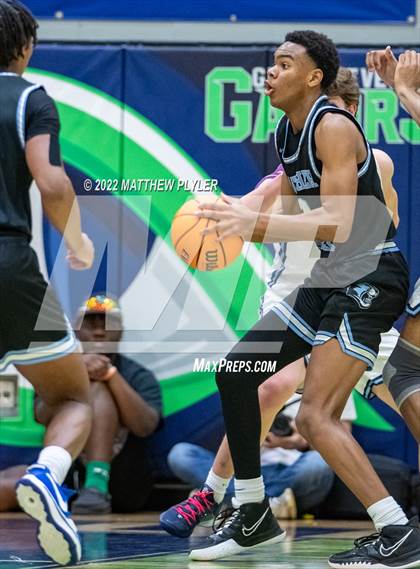 Thumbnail 1 in Cleveland vs. Panther Creek (NCHSAA 4A East Regional Final) photogallery.