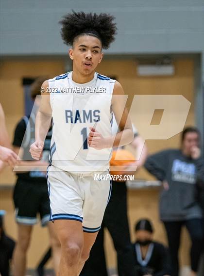 Thumbnail 3 in Cleveland vs. Panther Creek (NCHSAA 4A East Regional Final) photogallery.