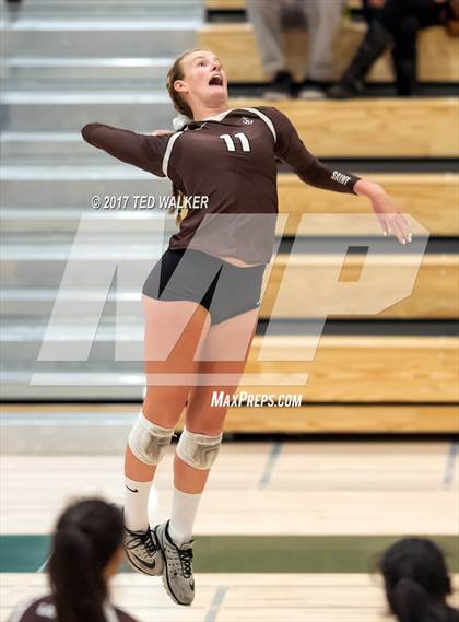 Thumbnail 2 in Saint Francis vs. St. Ignatius (CIF CCS Open Div. Semifinal) photogallery.