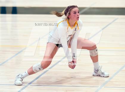 Thumbnail 3 in Saint Francis vs. St. Ignatius (CIF CCS Open Div. Semifinal) photogallery.