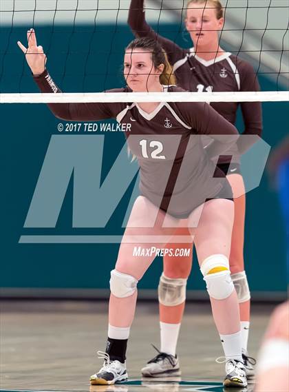 Thumbnail 1 in Saint Francis vs. St. Ignatius (CIF CCS Open Div. Semifinal) photogallery.
