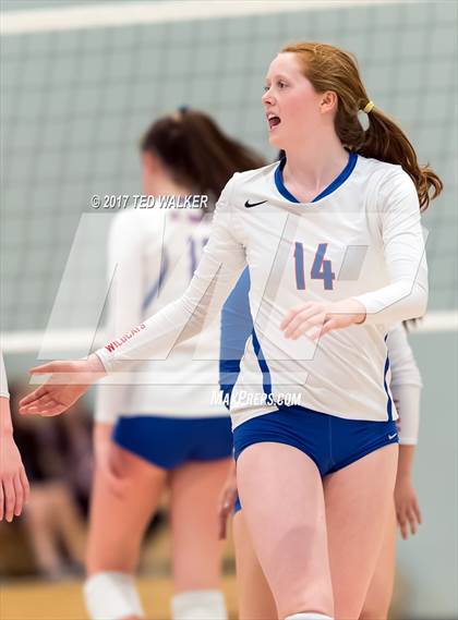 Thumbnail 1 in Saint Francis vs. St. Ignatius (CIF CCS Open Div. Semifinal) photogallery.