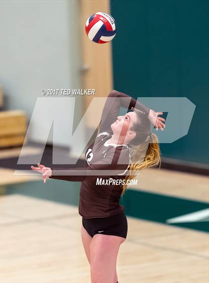 Thumbnail 1 in Saint Francis vs. St. Ignatius (CIF CCS Open Div. Semifinal) photogallery.