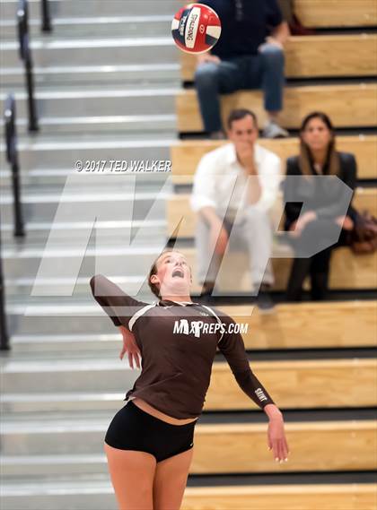 Thumbnail 2 in Saint Francis vs. St. Ignatius (CIF CCS Open Div. Semifinal) photogallery.