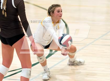 Thumbnail 1 in Saint Francis vs. St. Ignatius (CIF CCS Open Div. Semifinal) photogallery.
