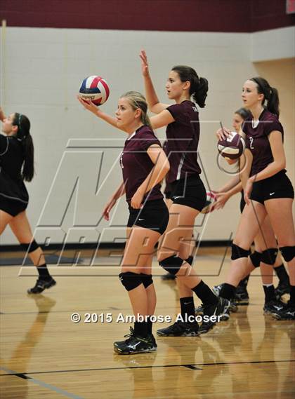 Thumbnail 1 in Seven Lakes vs. Cinco Ranch (NIKE Volleyball Classic) photogallery.