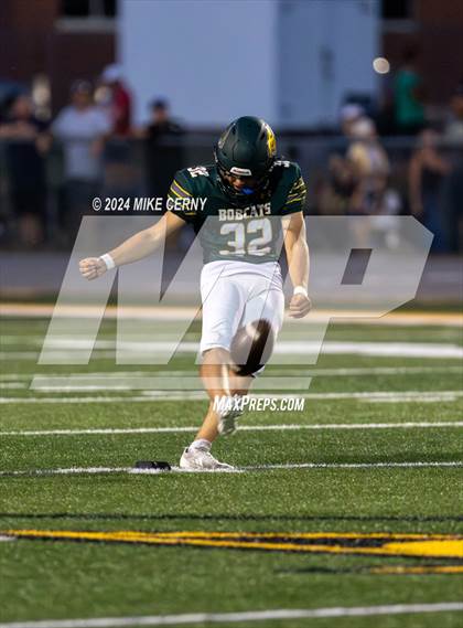 Thumbnail 3 in Tonganoxie @ Basehor-Linwood photogallery.