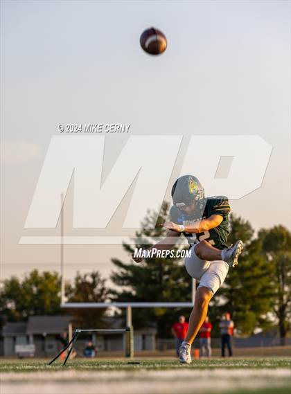 Thumbnail 1 in Tonganoxie @ Basehor-Linwood photogallery.