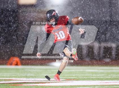 Thumbnail 3 in Fort Osage vs. North Kansas City (MSHSAA Class 5 District Semifinal) photogallery.