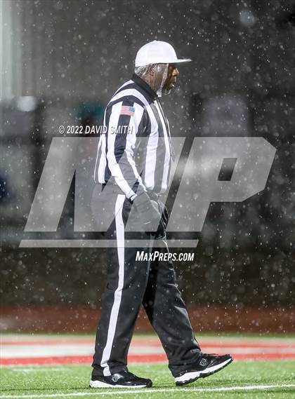 Thumbnail 3 in Fort Osage vs. North Kansas City (MSHSAA Class 5 District Semifinal) photogallery.