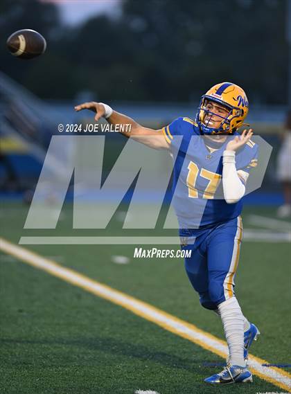 Thumbnail 3 in Williamsville North @ West Seneca West photogallery.