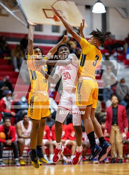 Thumbnail 1 in Seventy-First vs. Cape Fear (NCHSAA 3A - Second Round) photogallery.