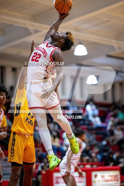 Thumbnail 3 in Seventy-First vs. Cape Fear (NCHSAA 3A - Second Round) photogallery.