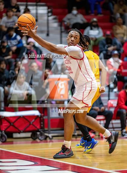 Thumbnail 1 in Seventy-First vs. Cape Fear (NCHSAA 3A - Second Round) photogallery.