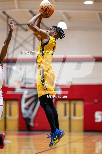 Thumbnail 1 in Seventy-First vs. Cape Fear (NCHSAA 3A - Second Round) photogallery.