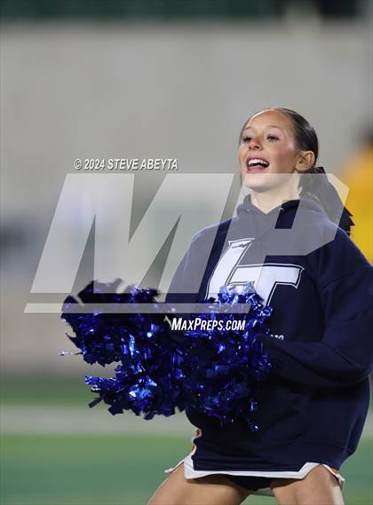 Thumbnail 2 in Legend @ Cherry Creek (CHSAA 5A Championship) photogallery.
