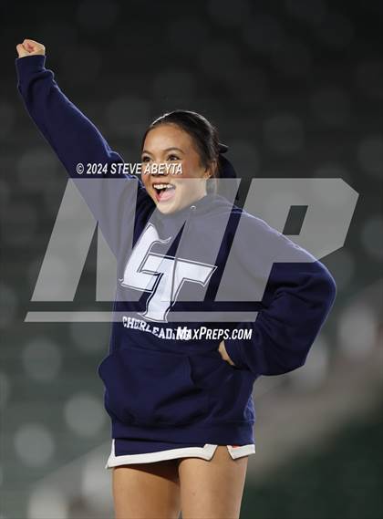 Thumbnail 2 in Legend @ Cherry Creek (CHSAA 5A Championship) photogallery.