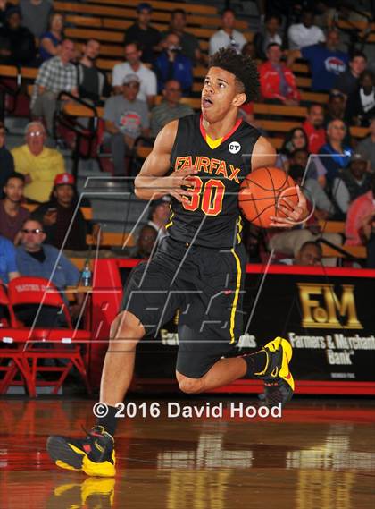 Thumbnail 3 in Los Alamitos vs. Fairfax (Nike Extravaganza) photogallery.