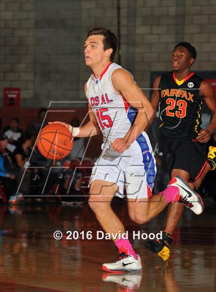 Thumbnail 2 in Los Alamitos vs. Fairfax (Nike Extravaganza) photogallery.