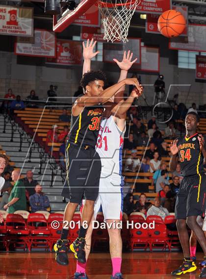 Thumbnail 1 in Los Alamitos vs. Fairfax (Nike Extravaganza) photogallery.
